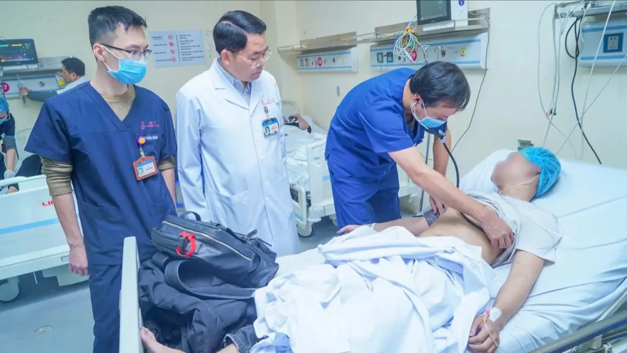 Tập trung điều trị cho nạn nhân trong vụ cháy ở Trần Cung